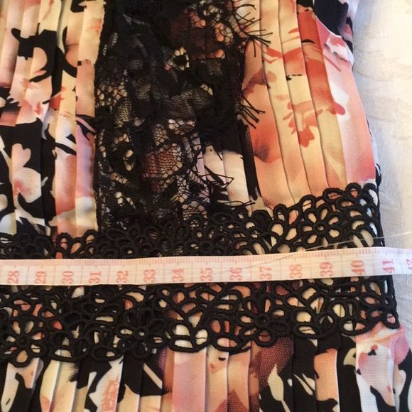 FOXIEDOX dress - Picture 6 of 6